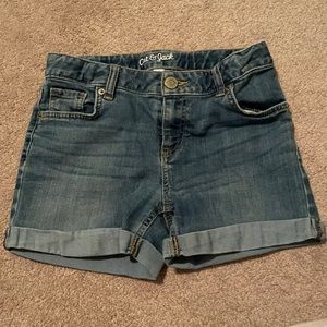 Cat & Jack denim shorts size L (10/12)